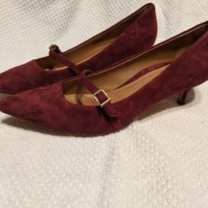 Vionic Minnie suede heels sz9.5 color Wine $40
